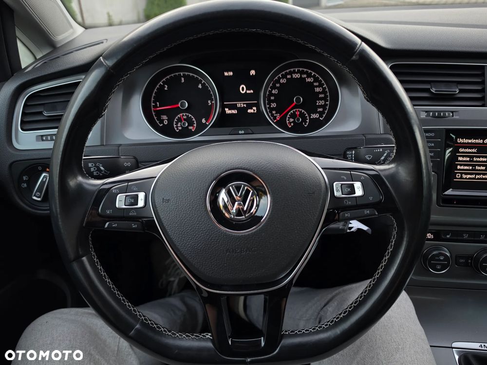Volkswagen Golf 2.0 TDI 4Motion BlueMotion Technology Lounge - 16