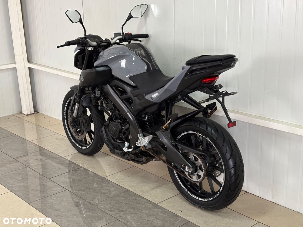 Yamaha MT - 7
