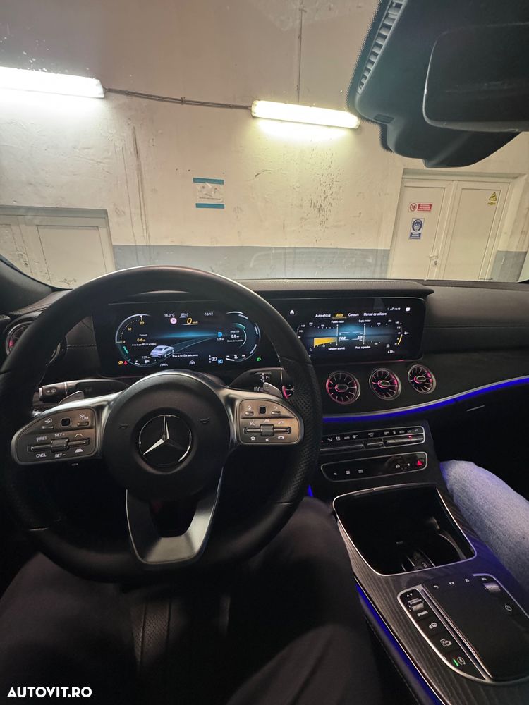 Mercedes-Benz CLS - 6