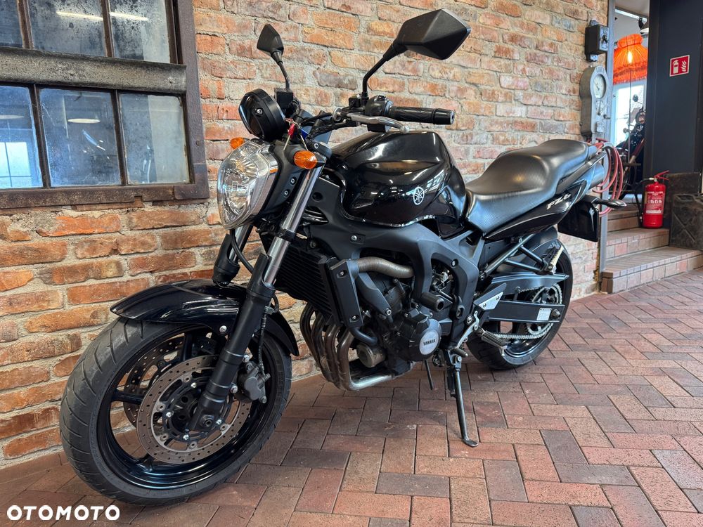 Yamaha FZ6 - 6