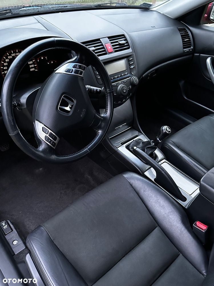 Honda Accord 2.0 Comfort - 18
