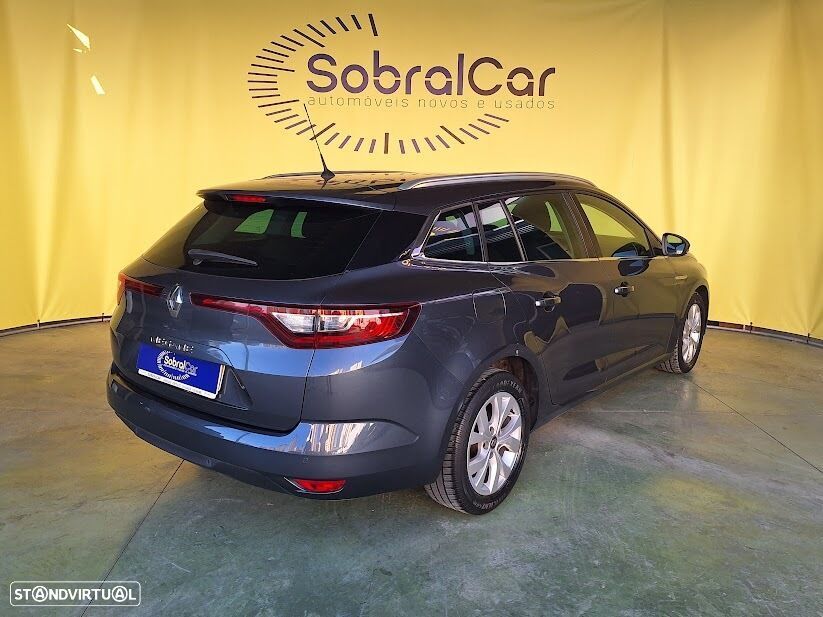 Renault Mégane Sport Tourer 1.3 TCe Limited - 3