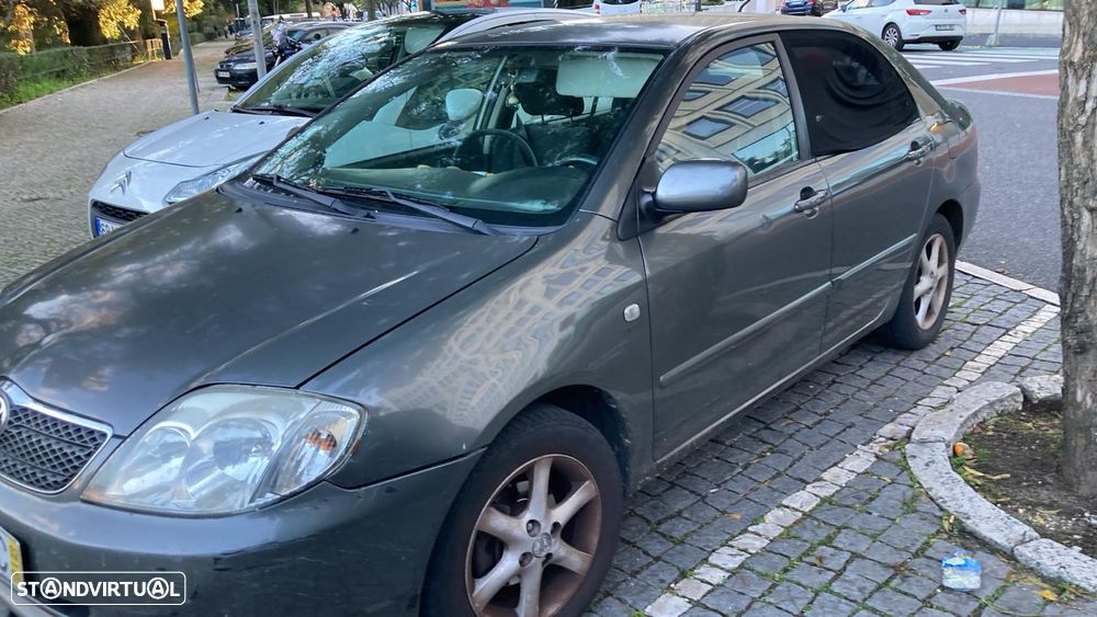 Toyota Corolla - 1