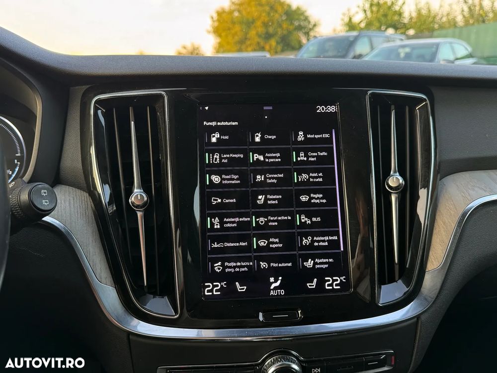 Volvo V60 T6 AWD Recharge Geartronic Inscription - 14