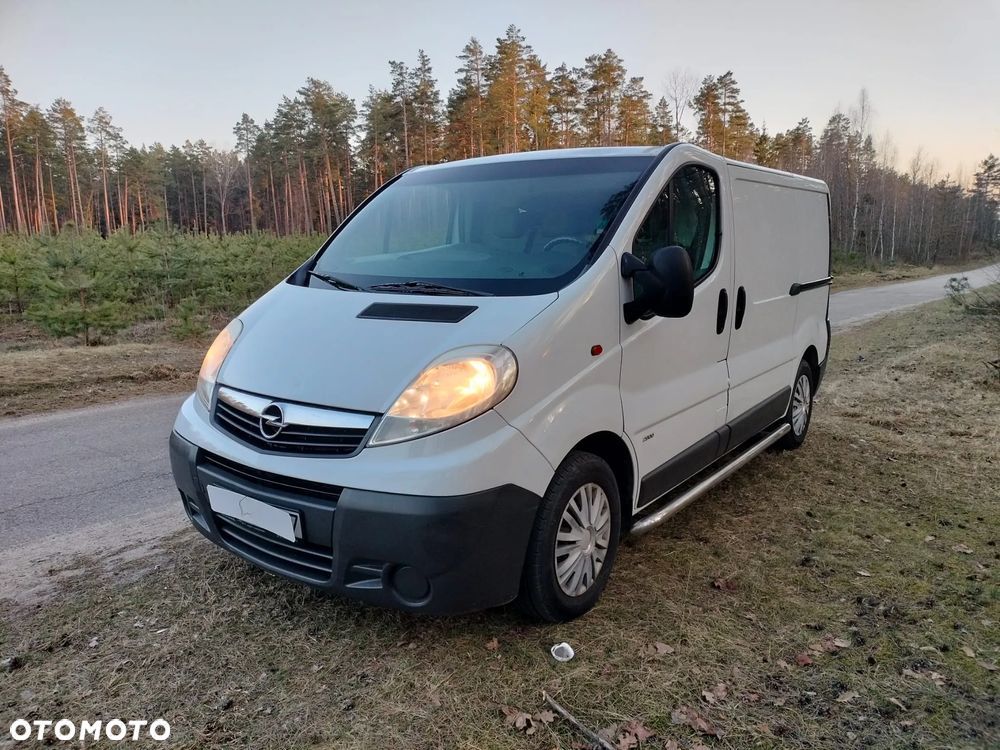 Opel vivaro - 2