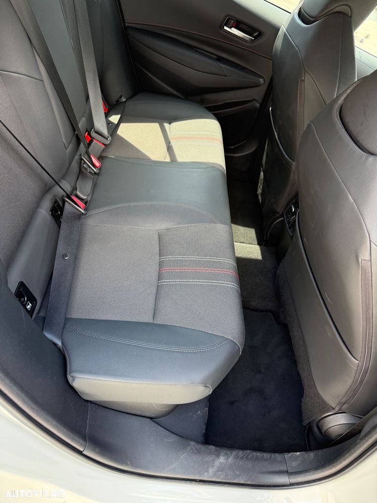 Toyota Corolla - 19