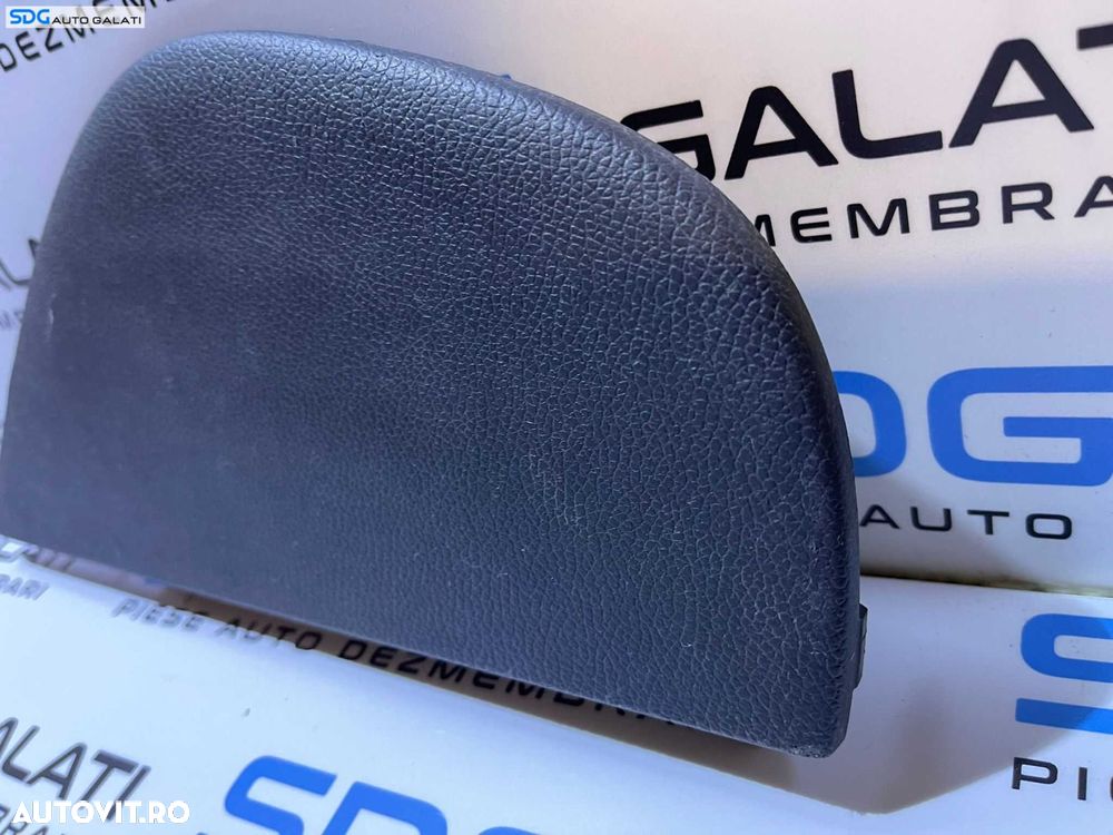 Ornament Capac Plastic Dreapta Pasager Bord Volkswagen Golf 5 2004 - 2008 Cod 1K0858248F - 3