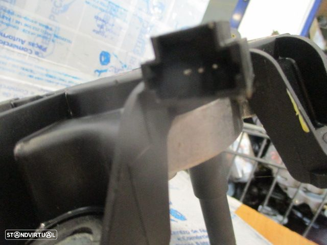 Motor Limpa Vidros Tras 8200431385 RENAULT KANGOO 2 EXPRESS FASE 2 2014 1.5DCI 75CV 4P BRANCA TRAS BOSCH - 4
