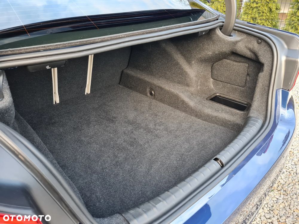 BMW Seria 5 520d Luxury Line - 13