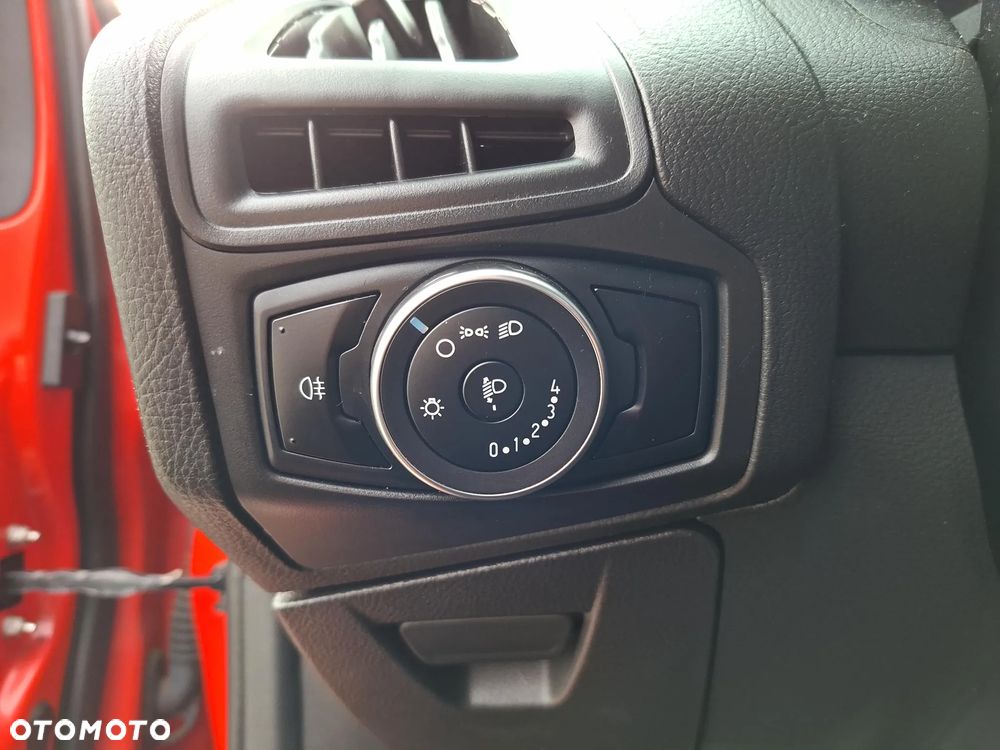 Ford Focus 1.6 Trend - 28
