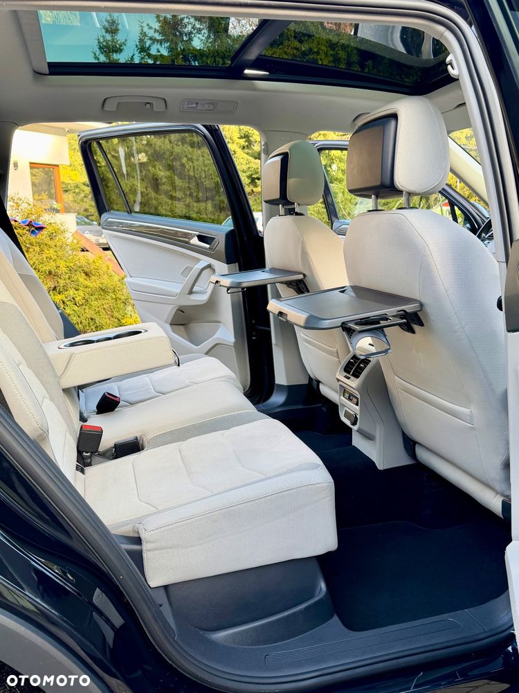 Volkswagen Tiguan Allspace 2.0 TSI 4Mot Highline DSG - 27