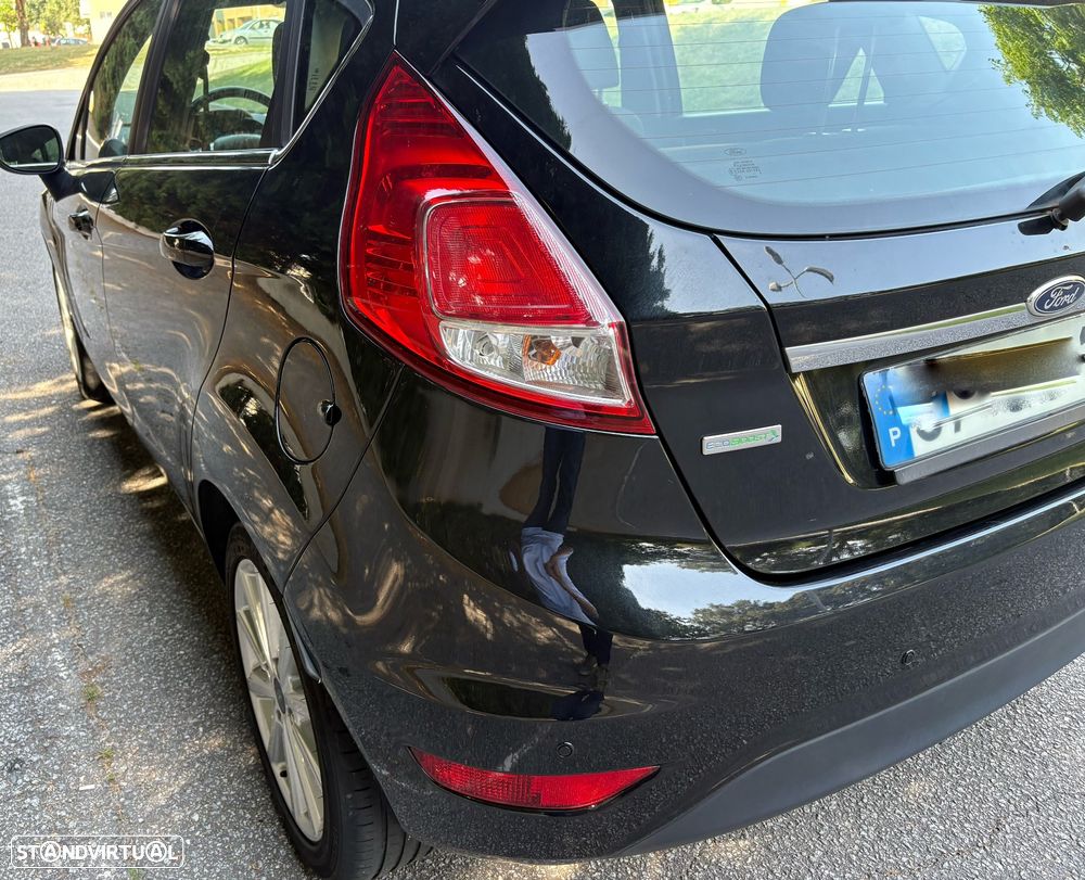 Ford Fiesta 1.0 T EcoBoost Titanium - 11