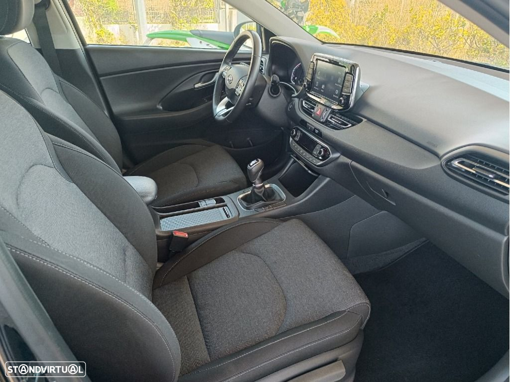 Hyundai i30 1.0 T-GDI Style Plus - 31