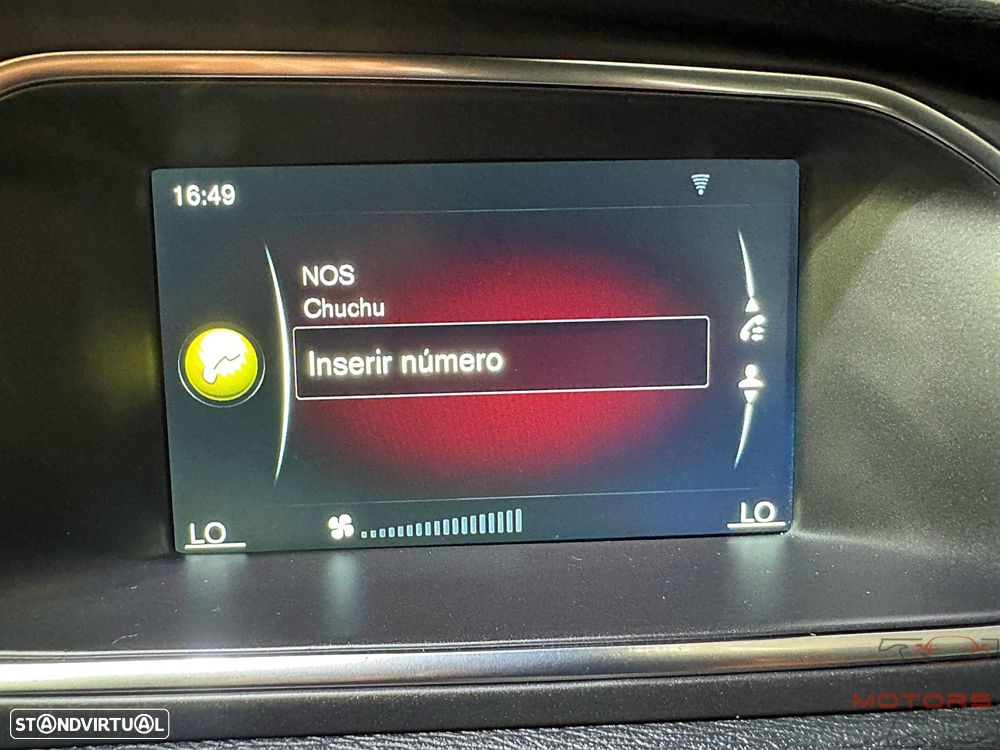 Volvo V40 D2 Black Line - 31