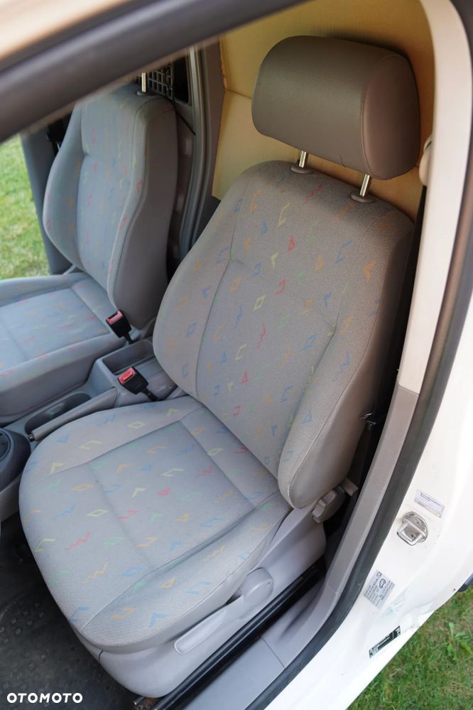 Volkswagen Caddy - 14