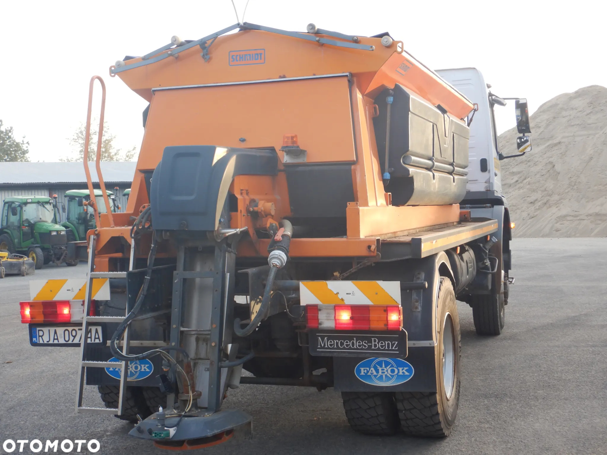 Mercedes-Benz AXOR 1829  4x4 - 5