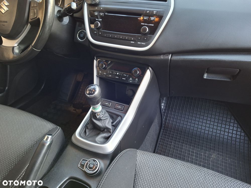 Suzuki SX4 S-Cross - 11