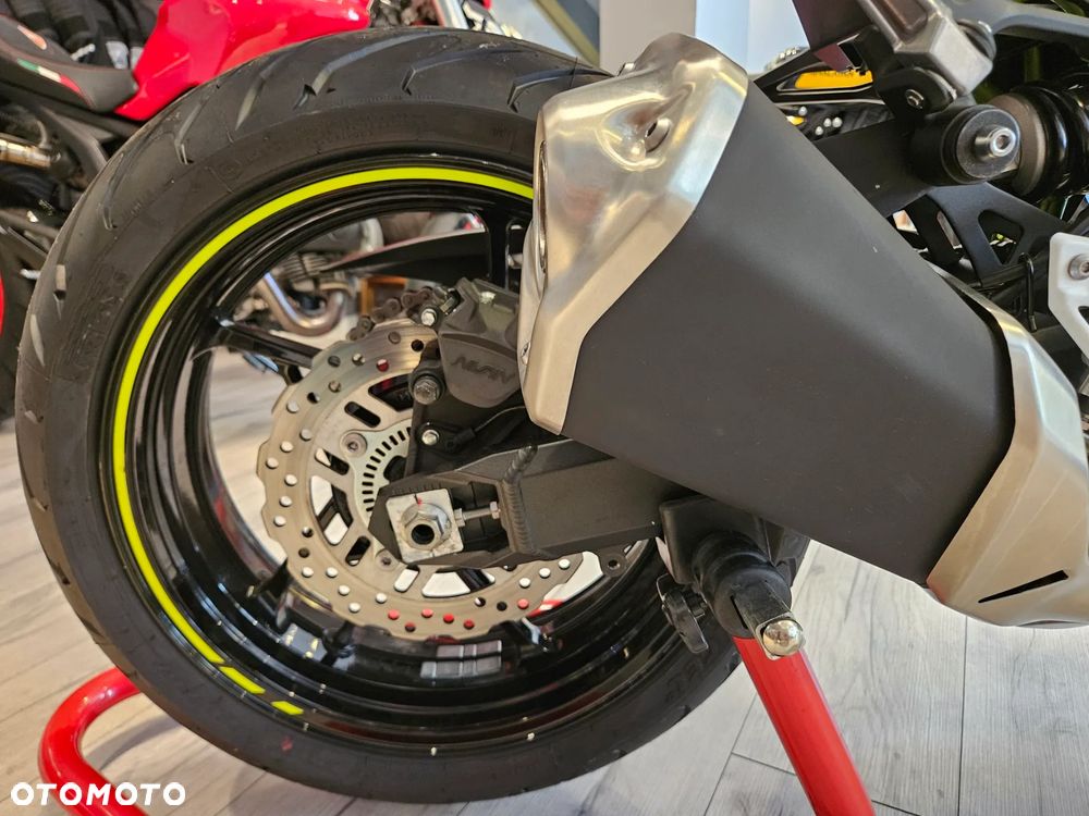 Kawasaki Z 900 - 19