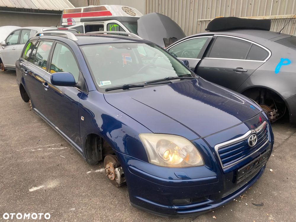 238 / Toyota Avensis T25 / Na Części / - 2