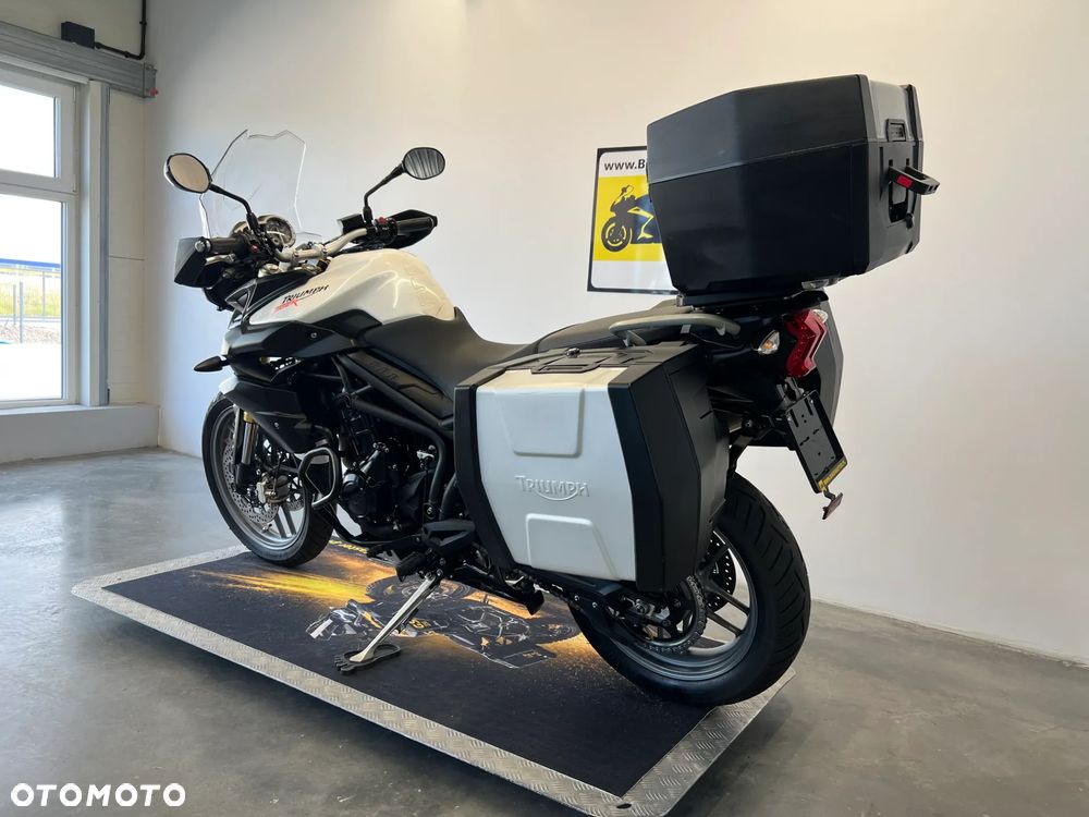 Triumph Tiger - 5