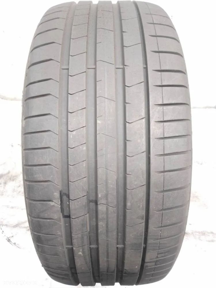 Pirelli P zero 275/35 R22 104W 2021 7-7.5mm