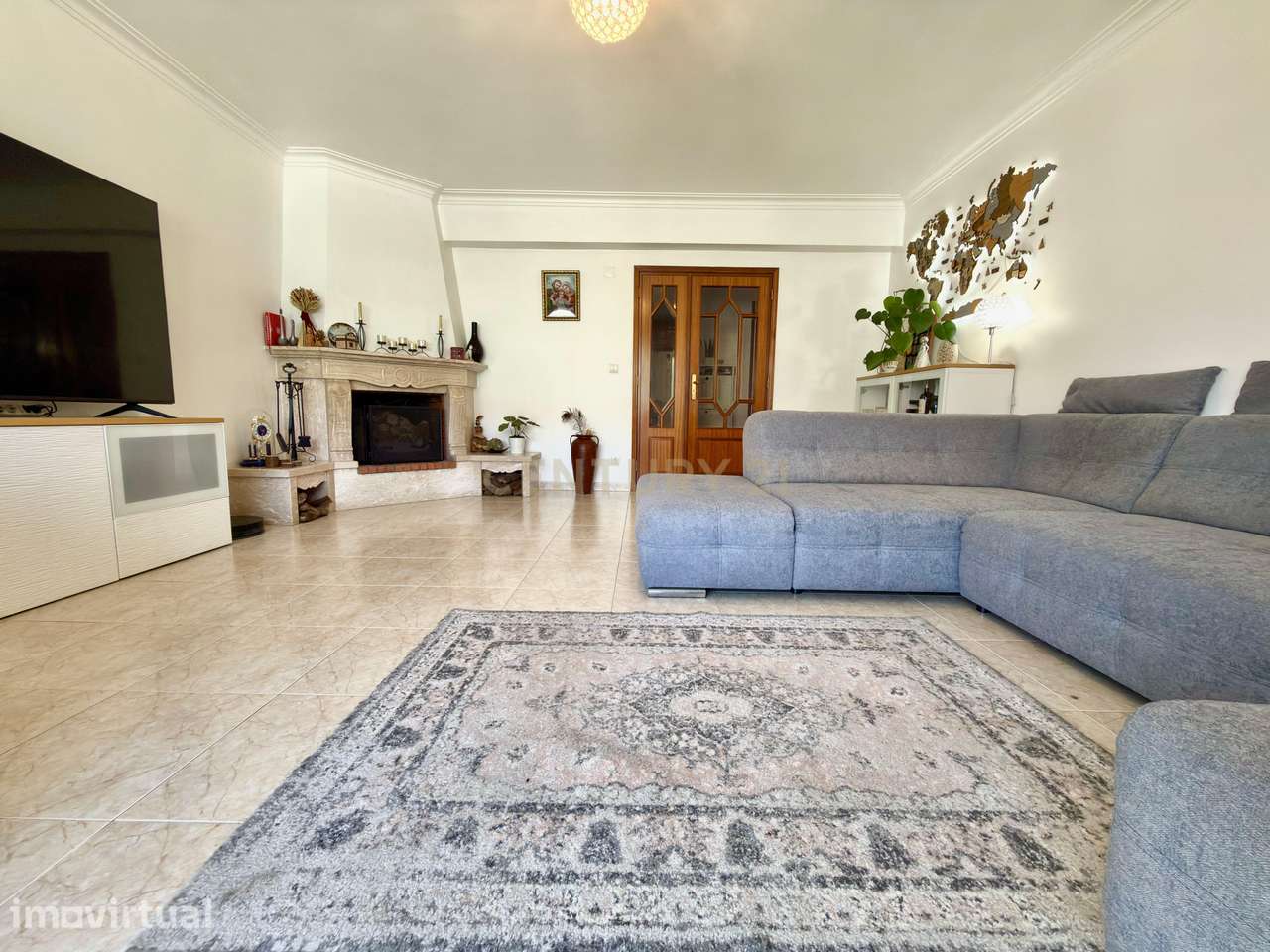 Apartamento T2 com espaço adicional independente e potencial de rendim - Grande imagem: 4/50