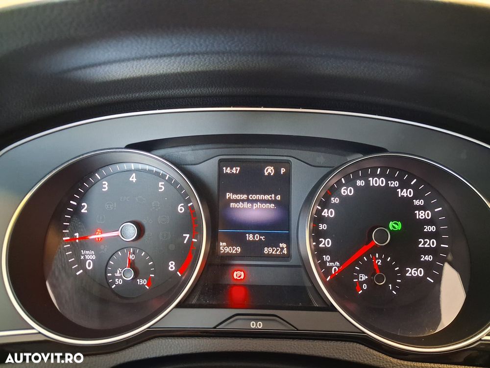 Volkswagen Passat - 21