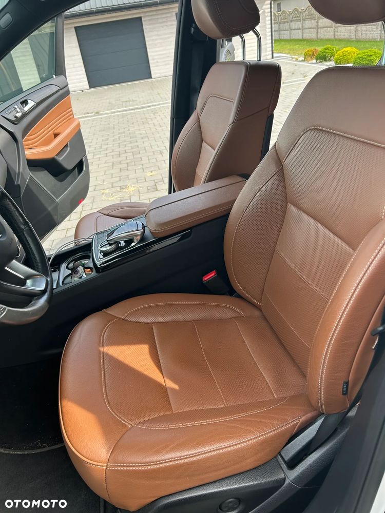 Mercedes-Benz GLE 450 4-Matic - 4