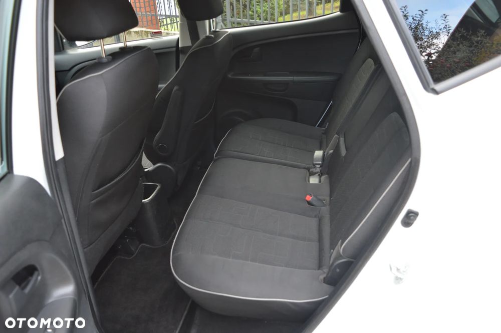 Kia Venga 1.4 CVVT Titanium Collection - 29