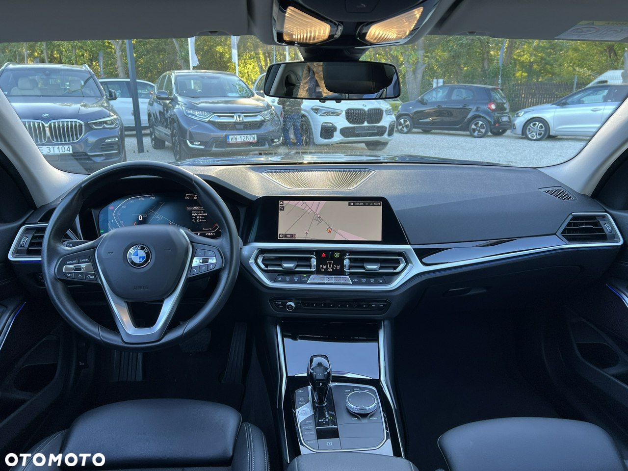 BMW Seria 3 320i Sport Line - 25