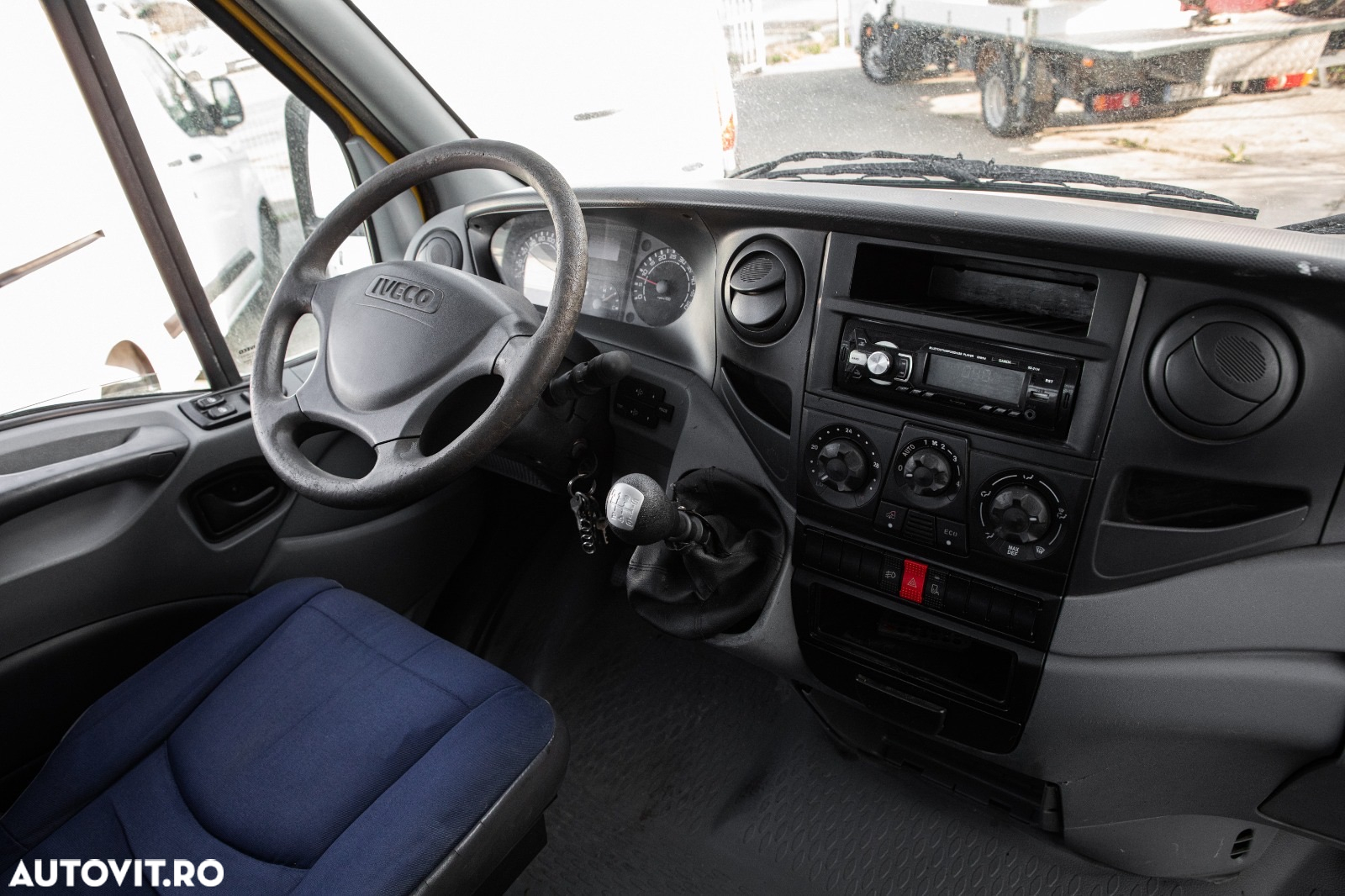 Iveco 35 c15 macaraua basculabil - 12