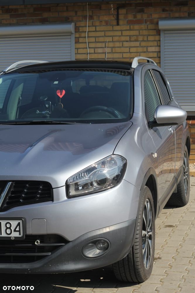 Nissan Qashqai - 2