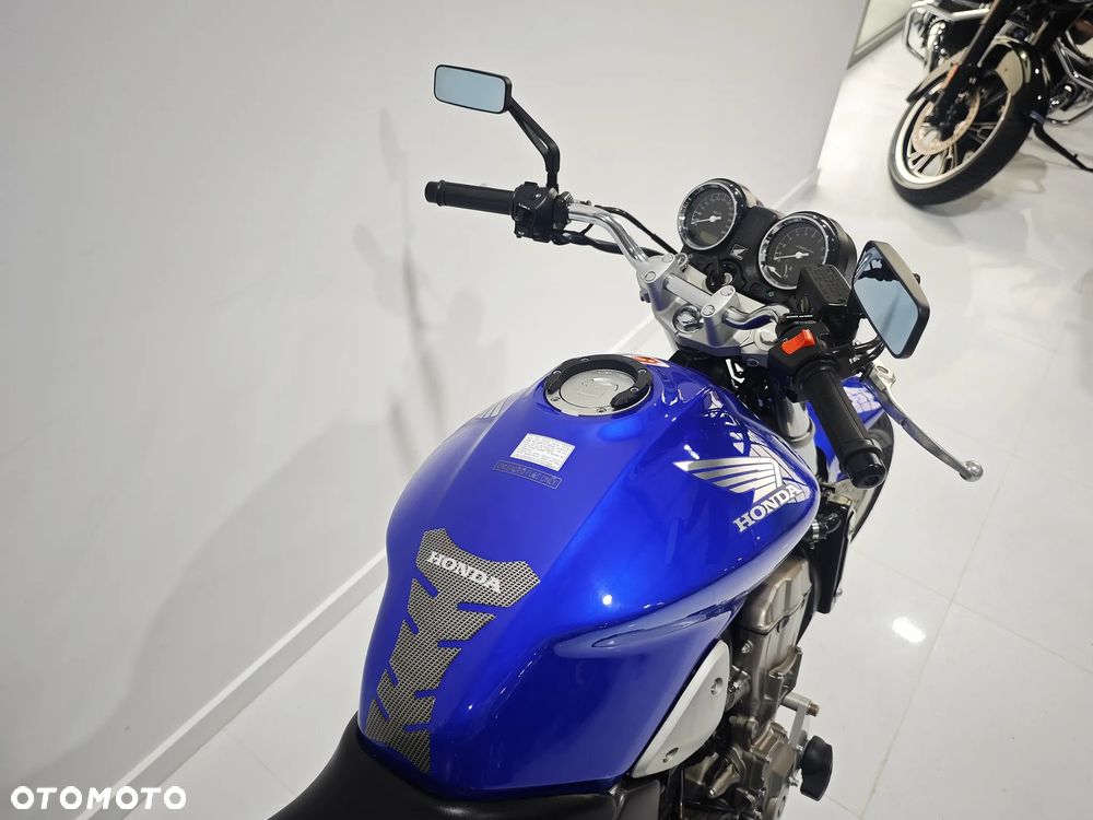 Honda Hornet - 12
