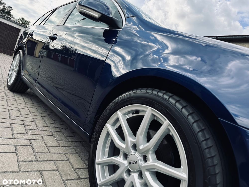 Volkswagen Golf 1.6 TDI DPF Highline - 13