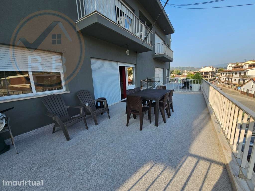 Apartamento T3 com terraça, no Arco de Baúlhe, Cabeceiras de Basto - Grande imagem: 2/17
