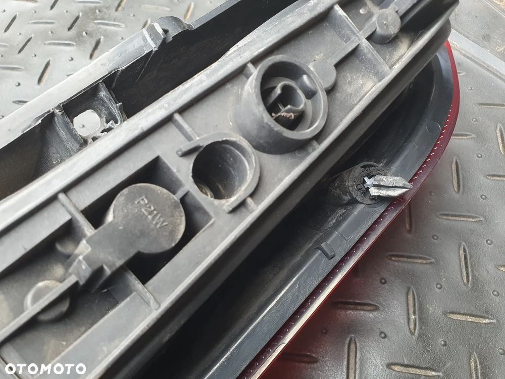 Opel Meriva A 03-10 LAMPA TYLNA TYŁ LEWA Z ODBLASKIEM OSŁONĄ 13203393 - 5