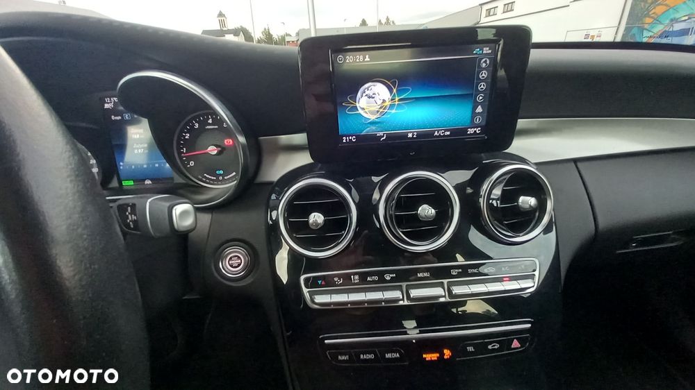 Mercedes-Benz Klasa C 200 4MATIC 9G-TRONIC - 7