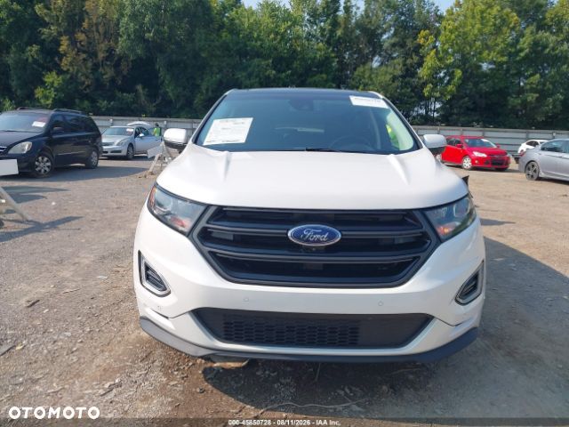 Ford Edge - 8