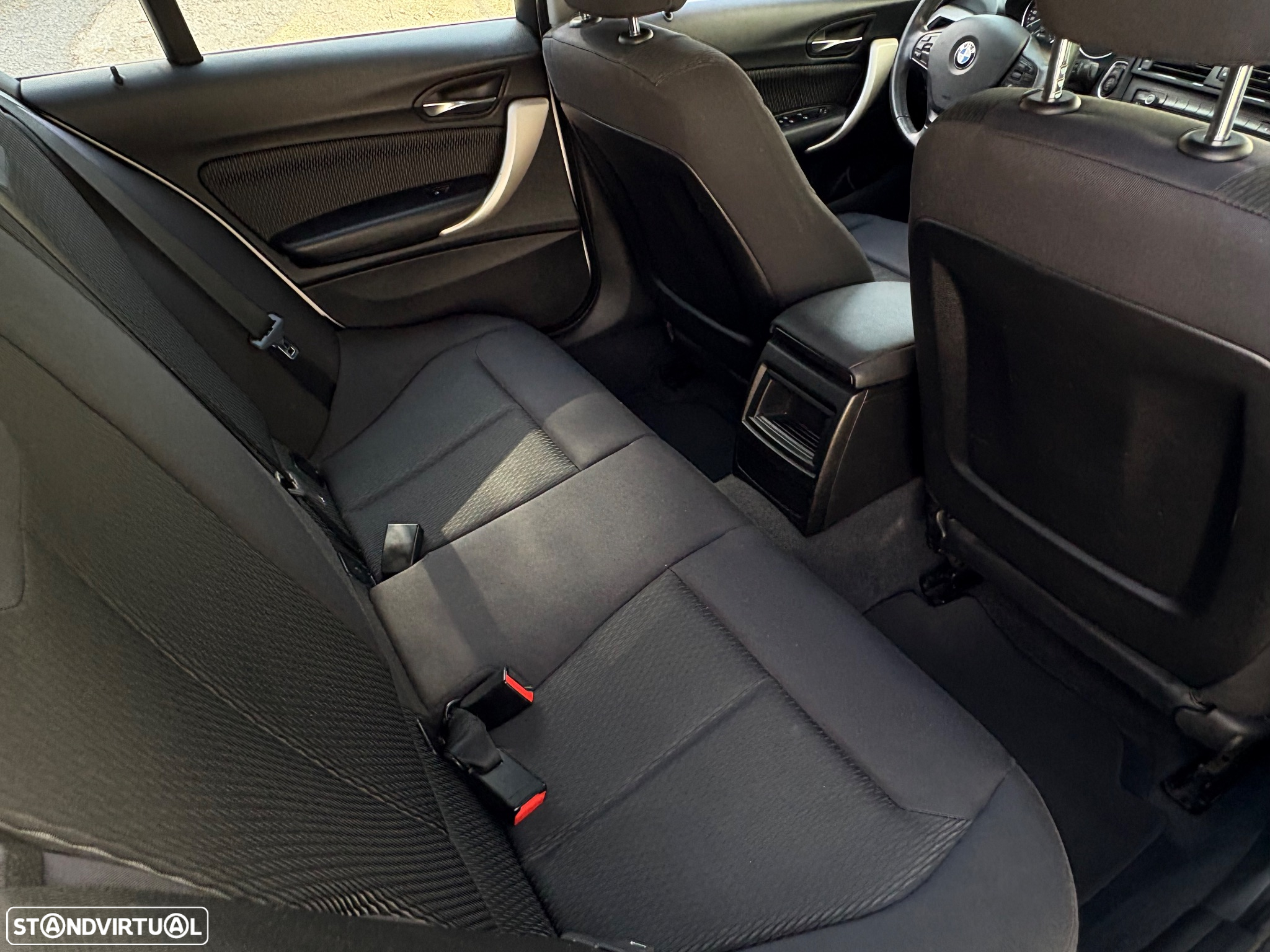 BMW 114 d Line Urban - 8