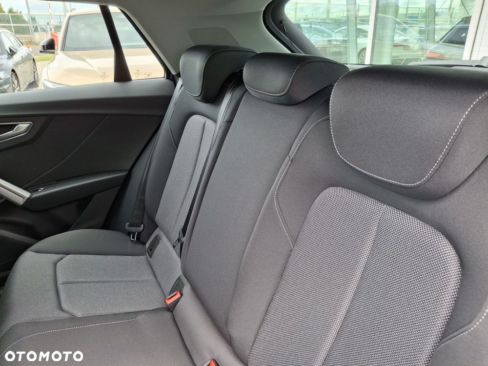 Audi Q2 - 19