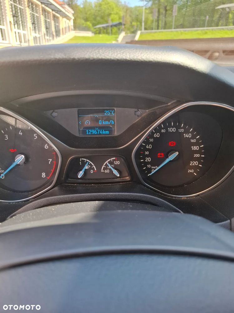 Ford Focus 1.0 EcoBoost Trend - 8