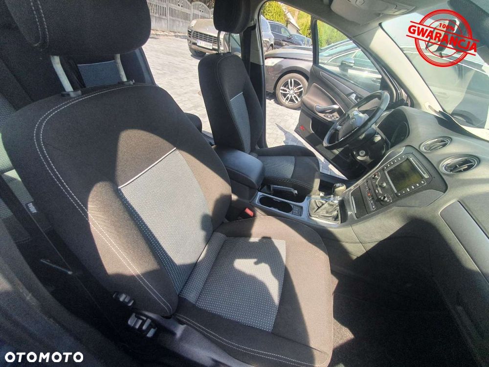 Ford Mondeo - 20