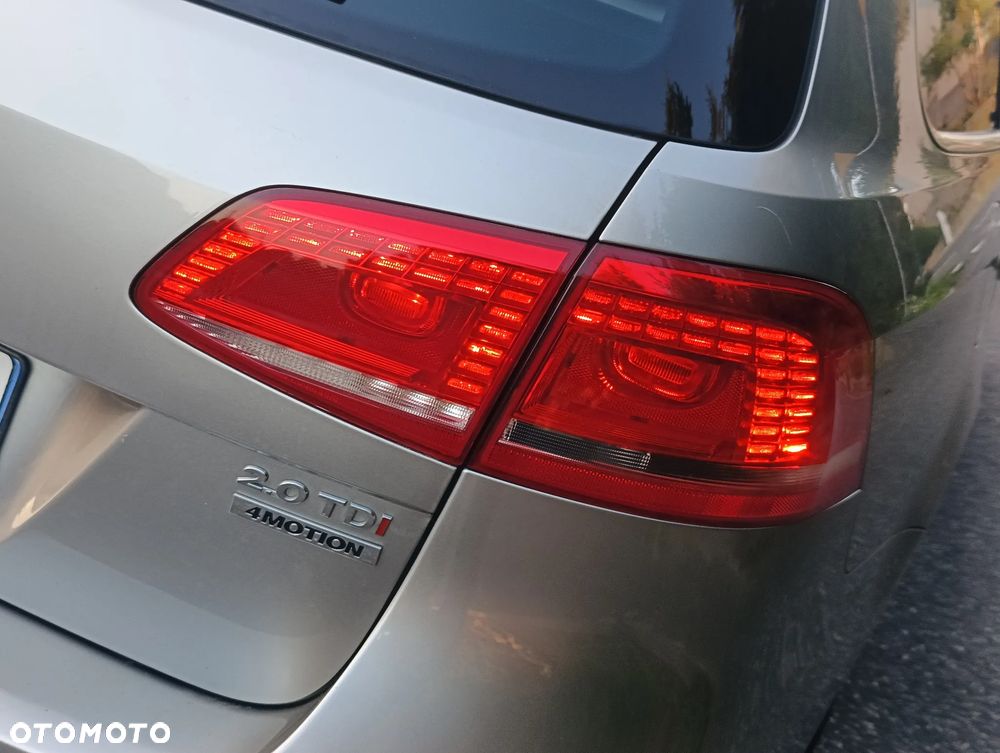 Volkswagen Passat 2.0 TDI 4Motion DSG BlueMotion Tech Business Edition - 27