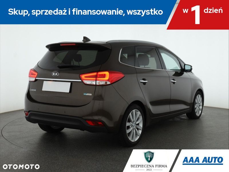 Kia Carens - 6