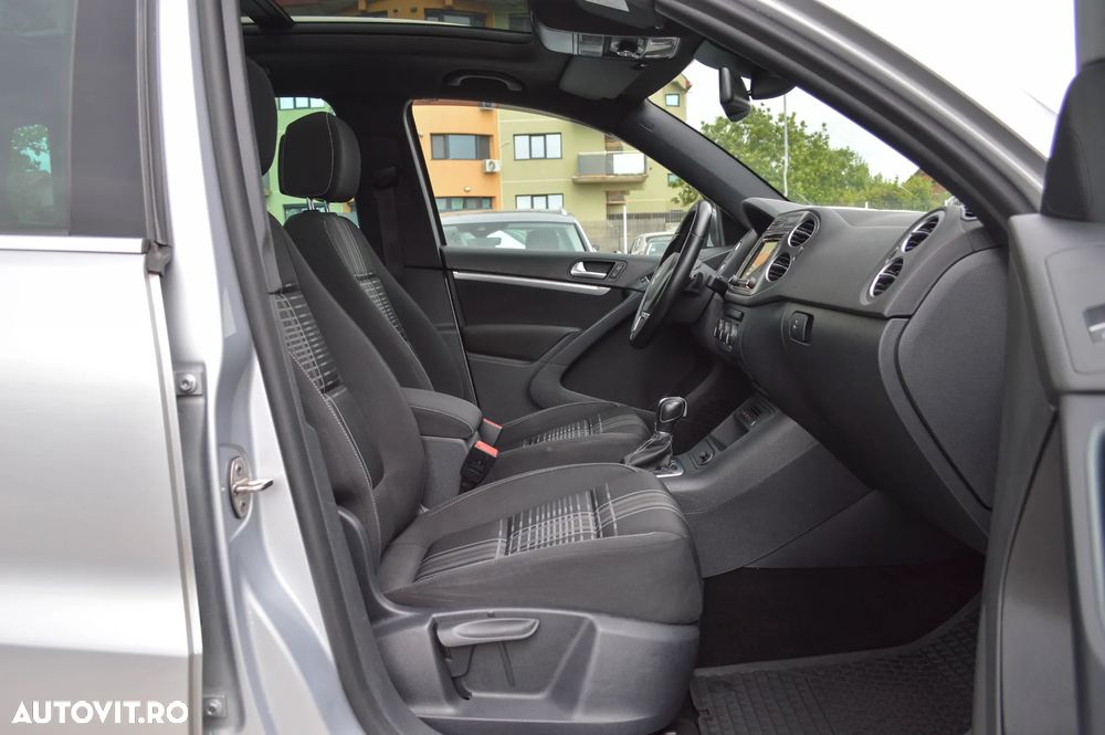 Volkswagen Tiguan 2.0 TDI SCR 4MOTION BlueMotion Technology DSG Sport & Style - 18