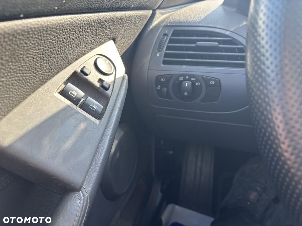 BMW Seria 6 645Ci - 7