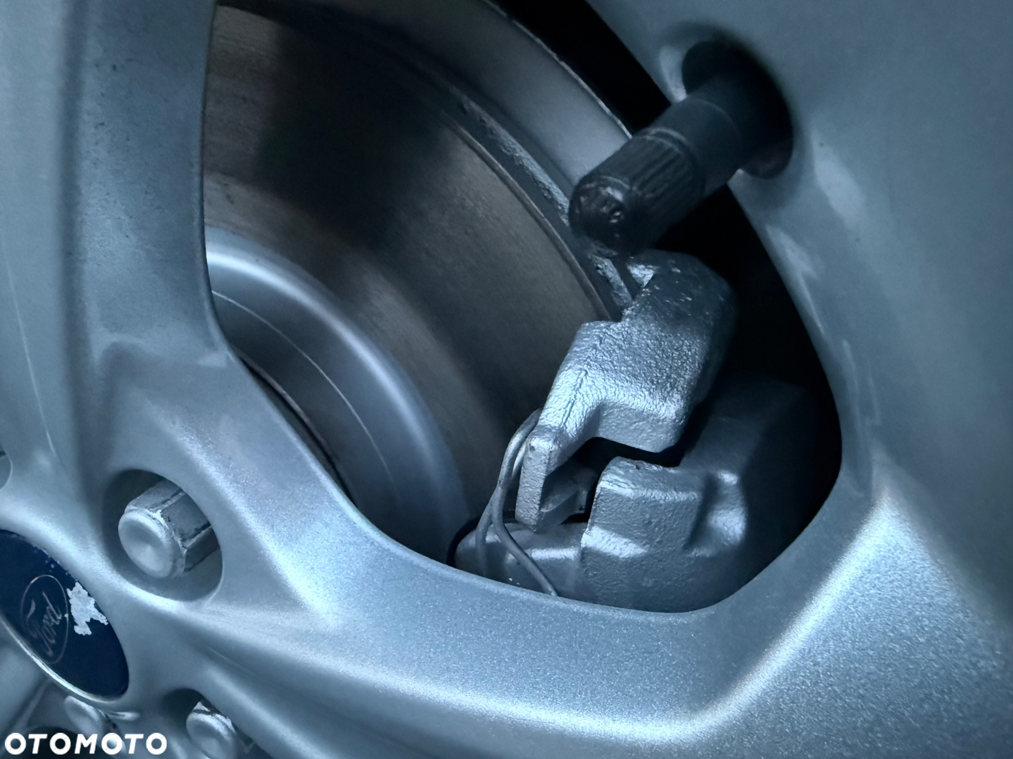 Ford Kuga - 16