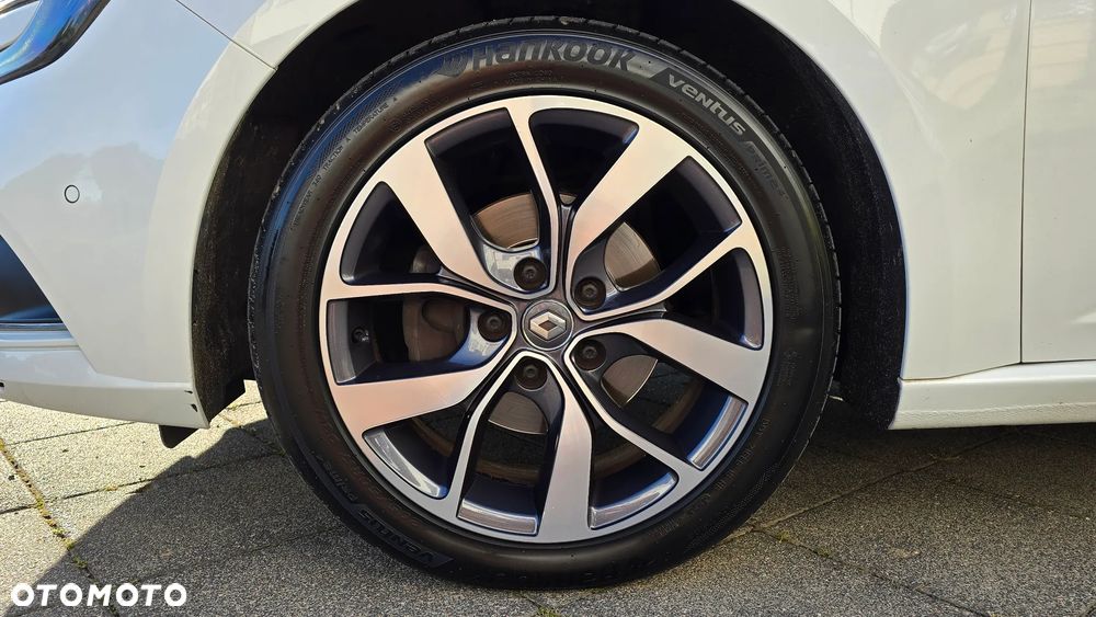 Renault Megane ENERGY TCe 130 EDC BOSE EDITION - 38