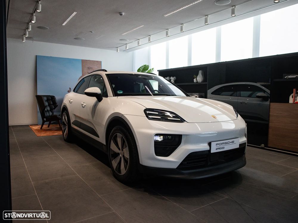 Porsche Macan Electric 4 - 3