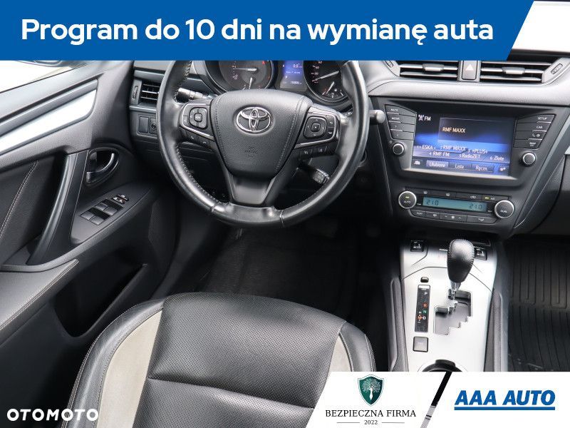 Toyota Avensis - 9